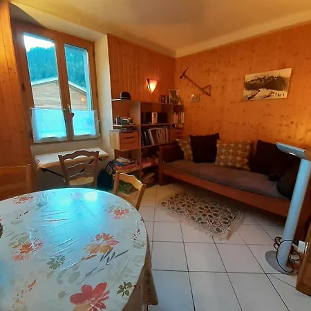 La De Glace Apartment